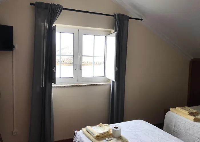 Frühstückspension Casa Largo Do Cruzeiro *